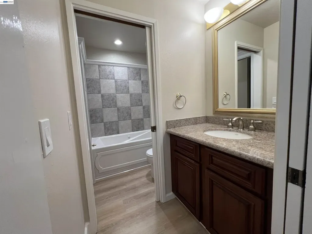 4176 San Pablo Dam Road El Sobrante CA 94803
