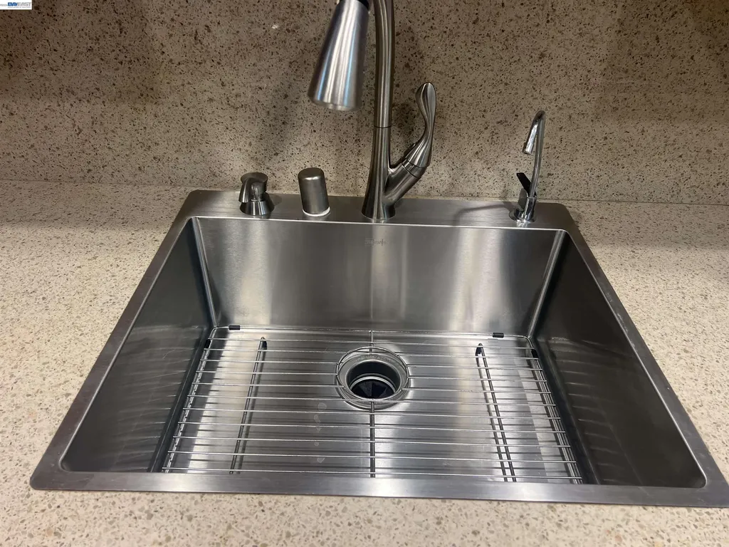 4176 San Pablo Dam Road El Sobrante CA 94803