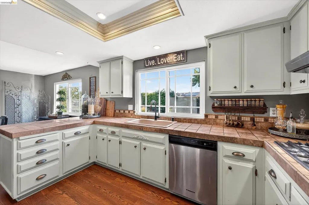 2458 Grimsby Drive Antioch CA 94509