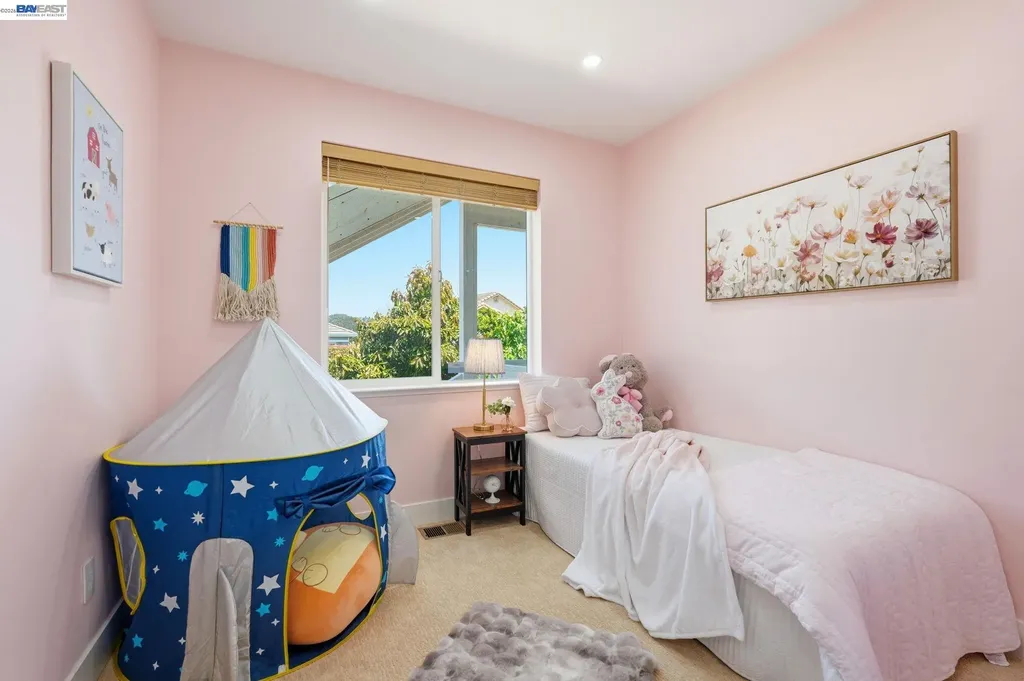857 Bridgeway Circle El Sobrante CA 94803