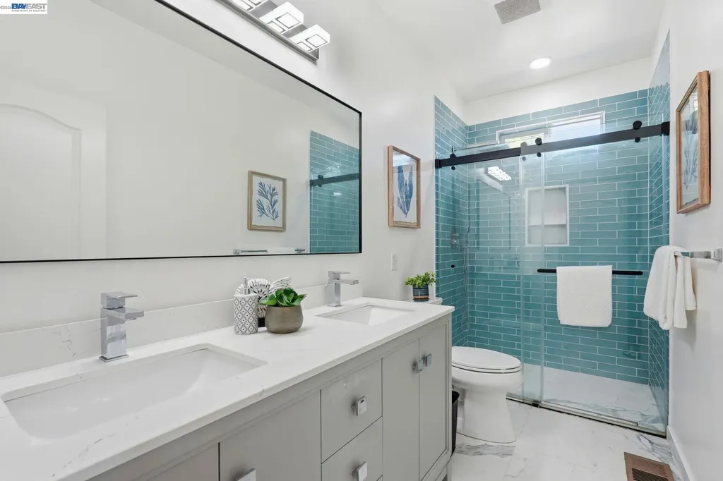 857 Bridgeway Circle El Sobrante CA 94803