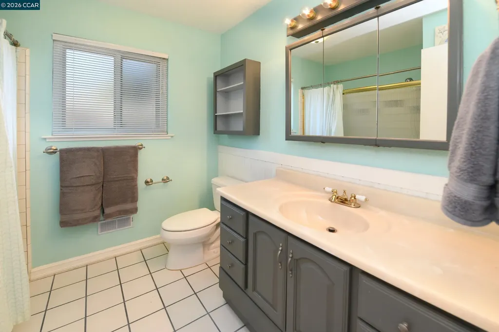 11 Encina Place Pittsburg CA 94565