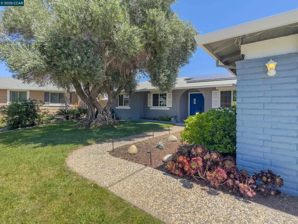 11 Encina Place Pittsburg CA 94565