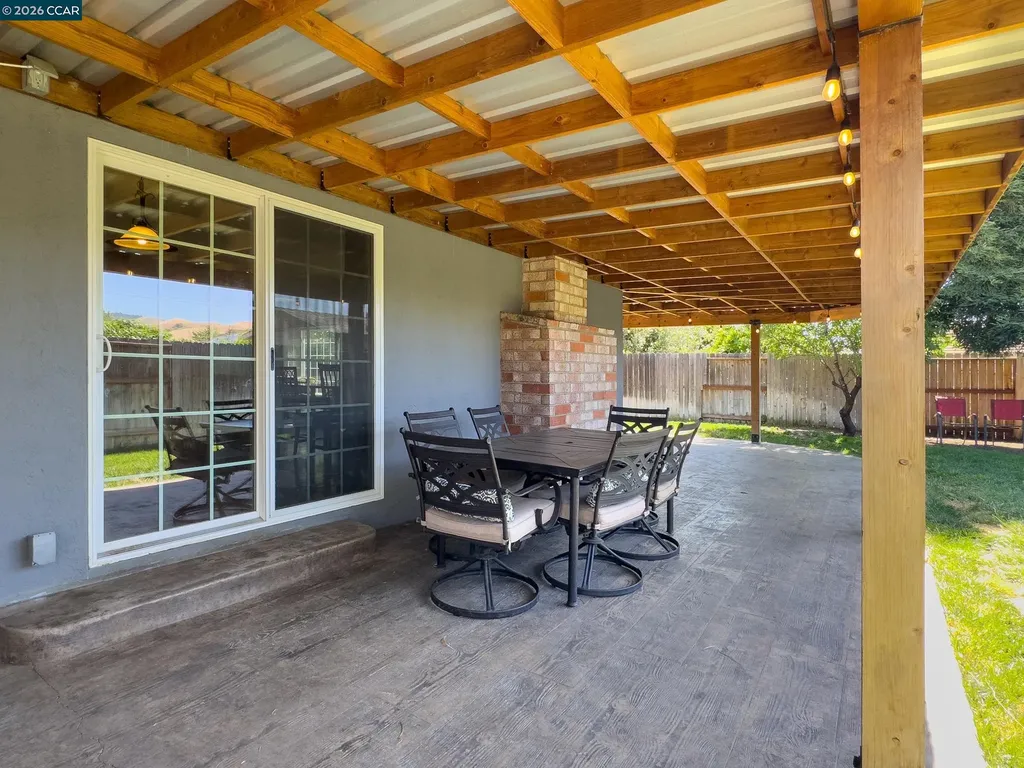 11 Encina Place Pittsburg CA 94565