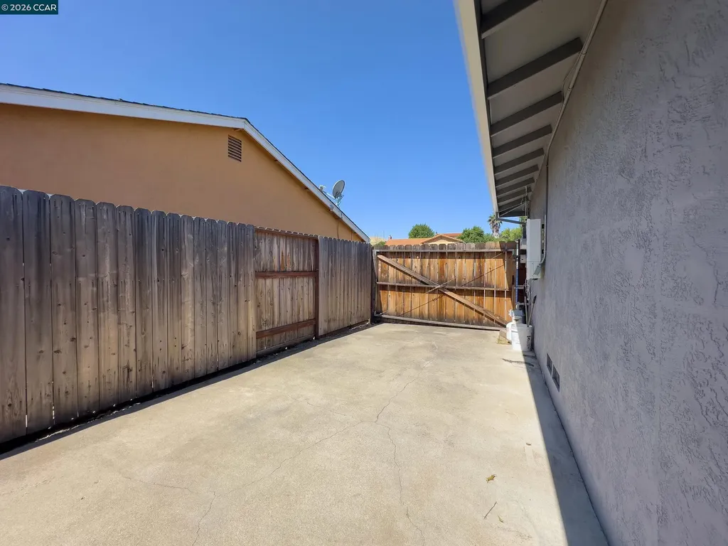 11 Encina Place Pittsburg CA 94565
