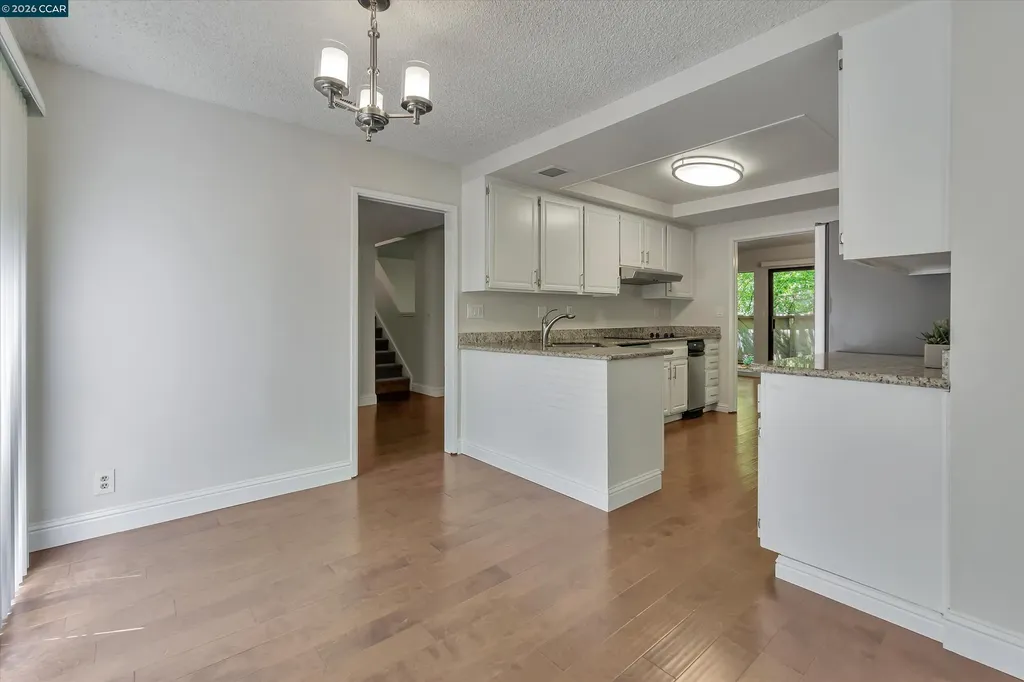 1956 Fair Ridge Court Walnut Creek CA 94597