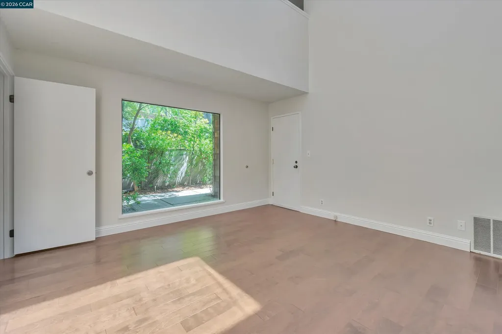 1956 Fair Ridge Court Walnut Creek CA 94597