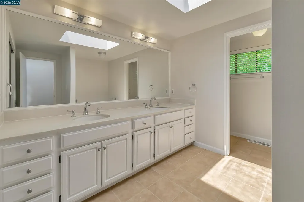 1956 Fair Ridge Court Walnut Creek CA 94597