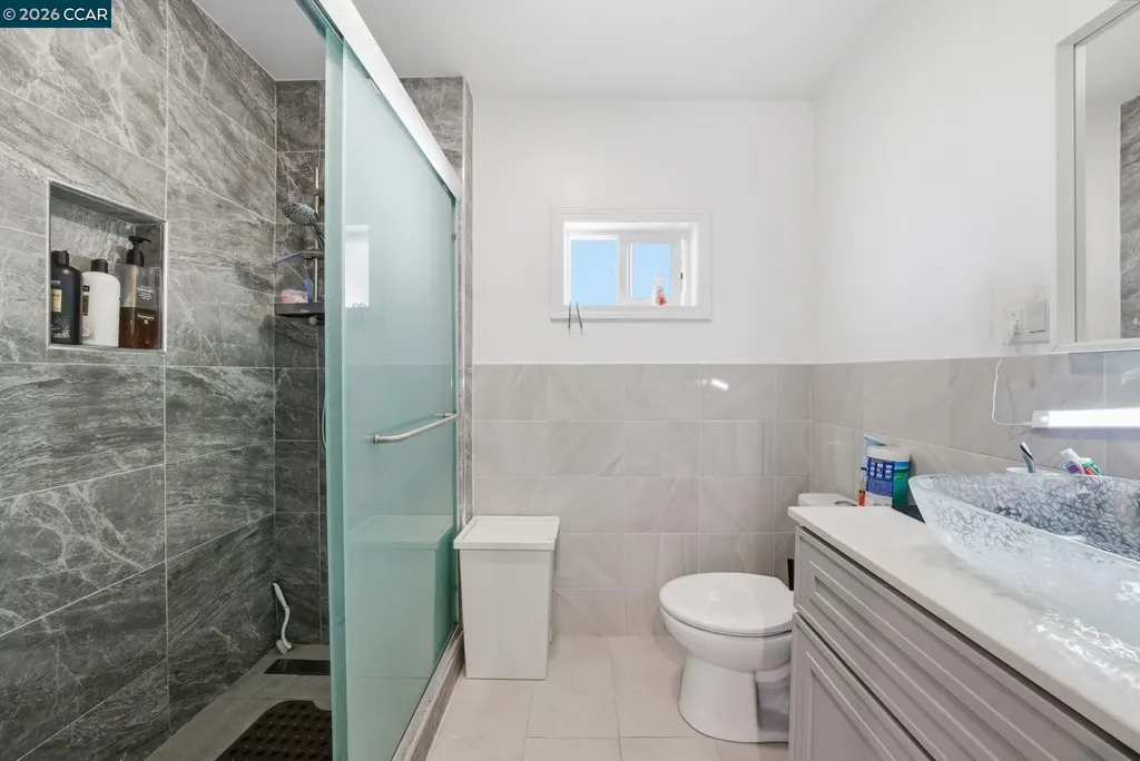 844 Mclaughlin Street Richmond CA 94805