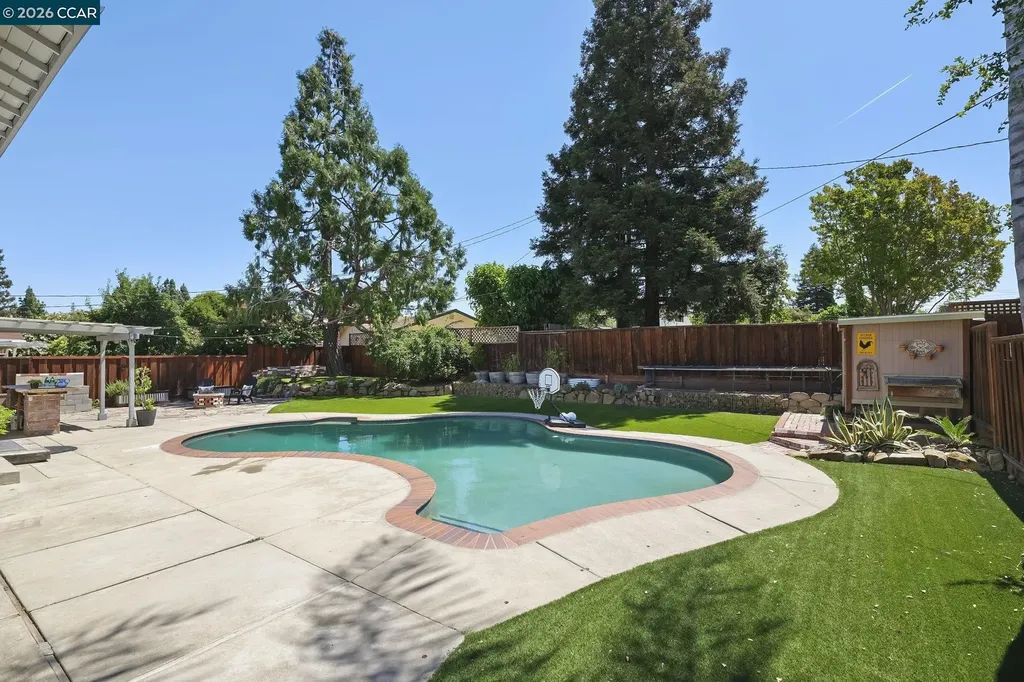 1325 Sumac Circle Concord CA 94521