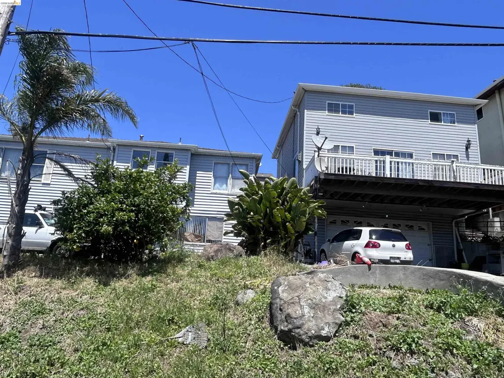 1518 Beau Rivage San Pablo CA 94806