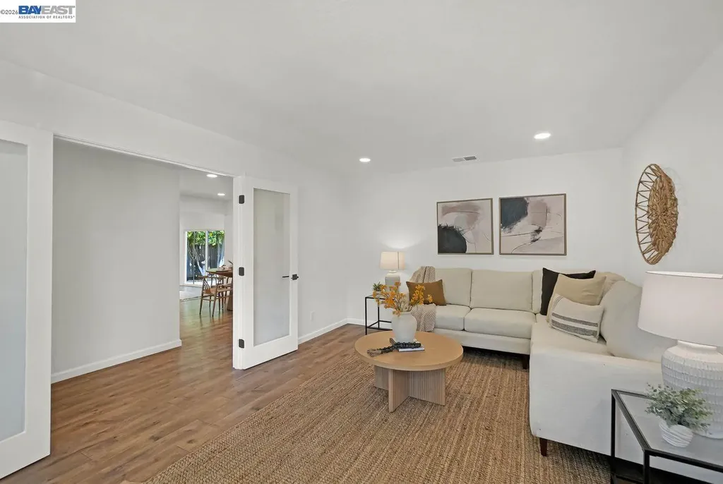 34352 Newton Court Fremont CA 94555