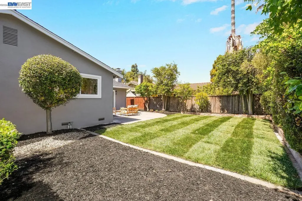 34352 Newton Court Fremont CA 94555