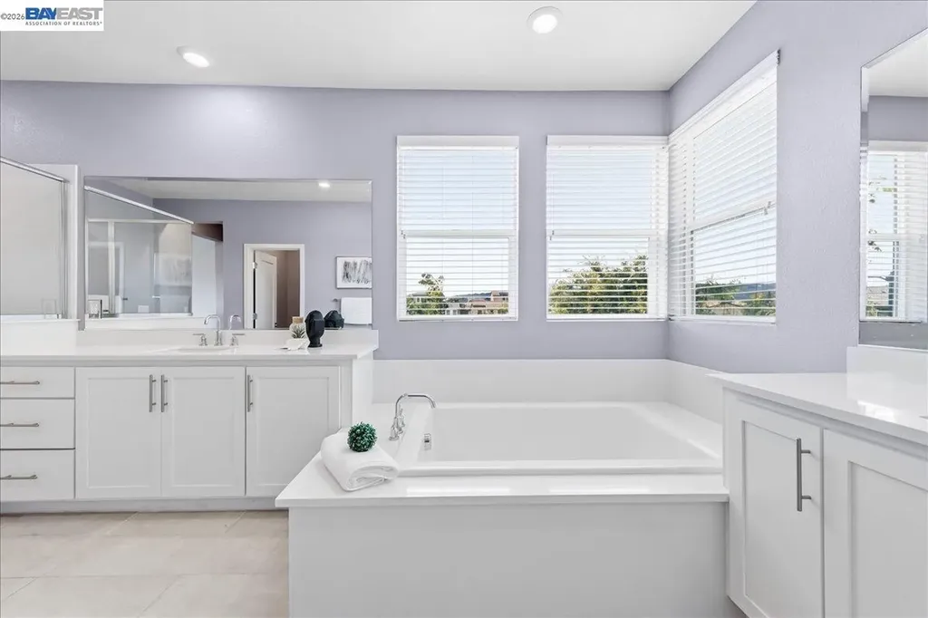 5806 Silhouette Court Dublin CA 94568