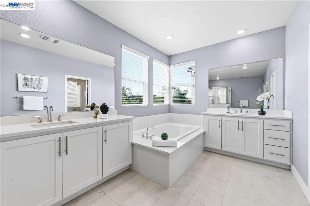 5806 Silhouette Court Dublin CA 94568