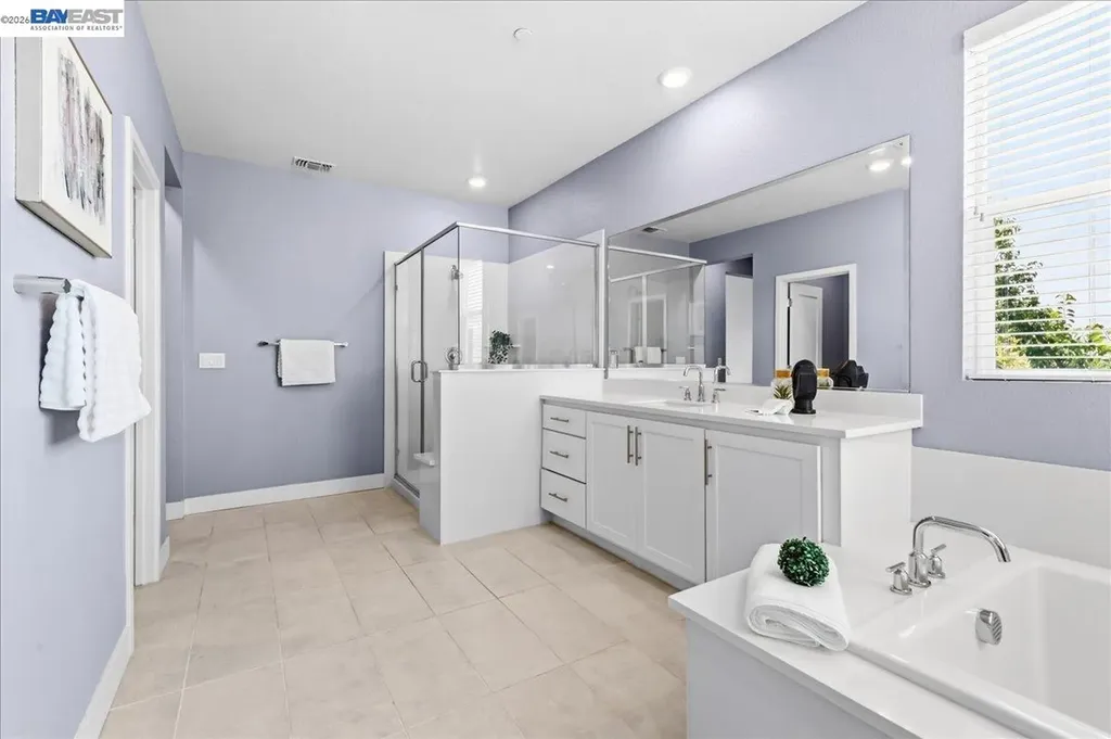 5806 Silhouette Court Dublin CA 94568
