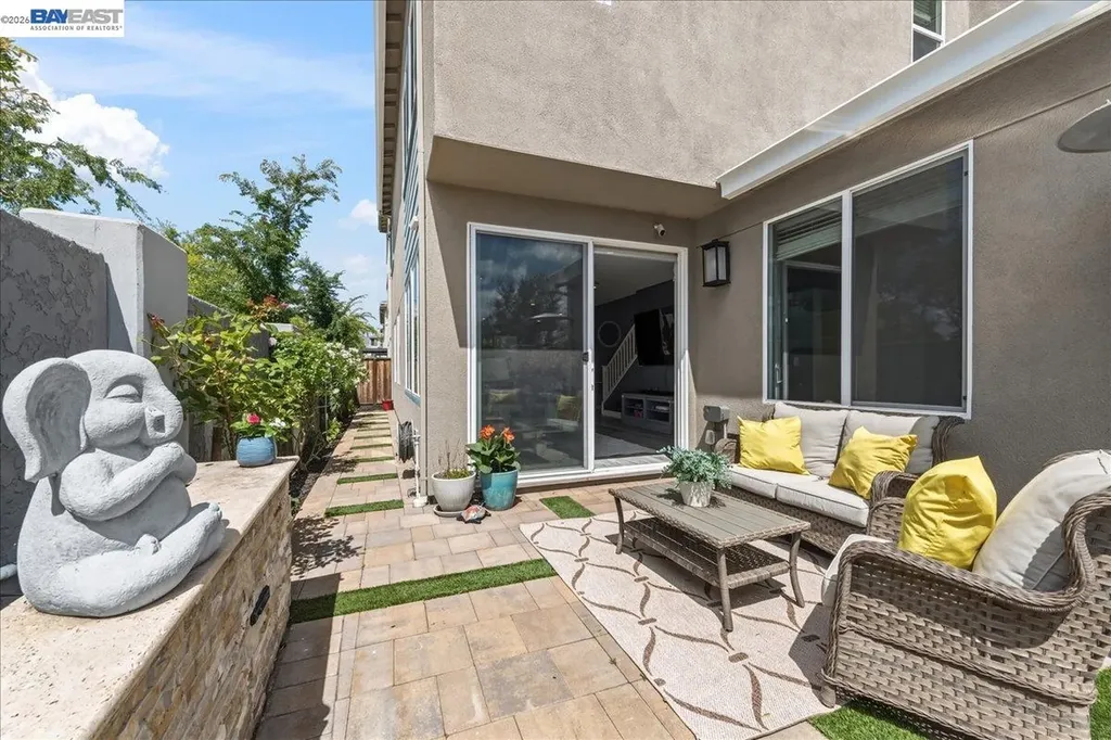 5806 Silhouette Court Dublin CA 94568