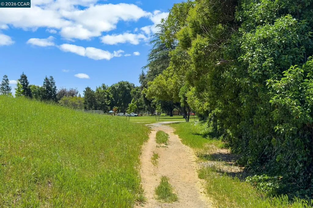 1380 Julia Lane Concord CA 94519