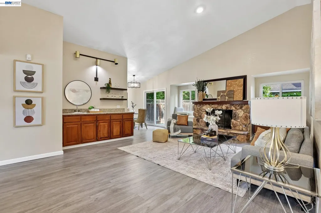 498 Freitas Road Danville CA 94526