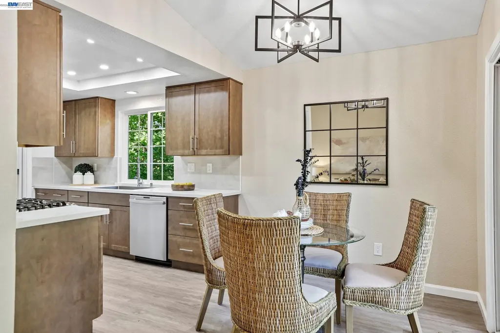 498 Freitas Road Danville CA 94526