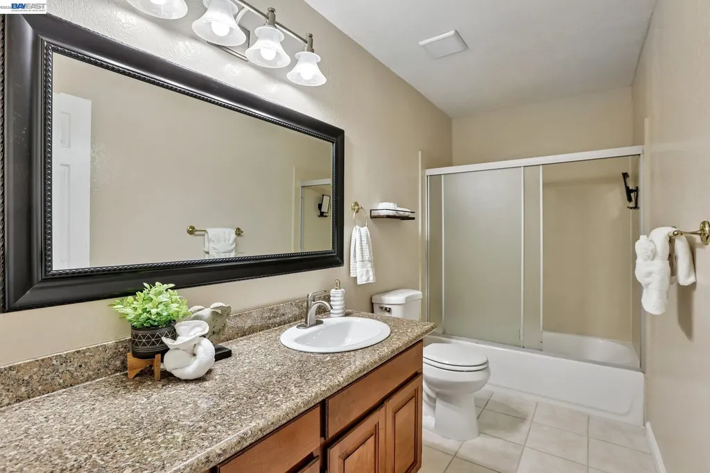 498 Freitas Road Danville CA 94526