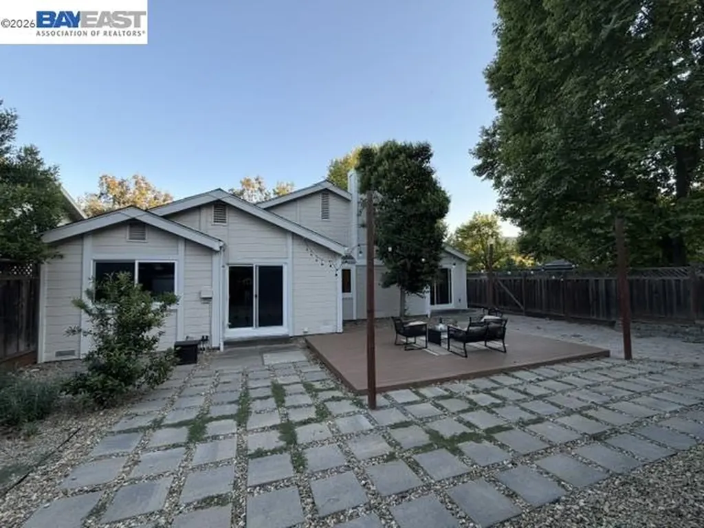498 Freitas Road Danville CA 94526