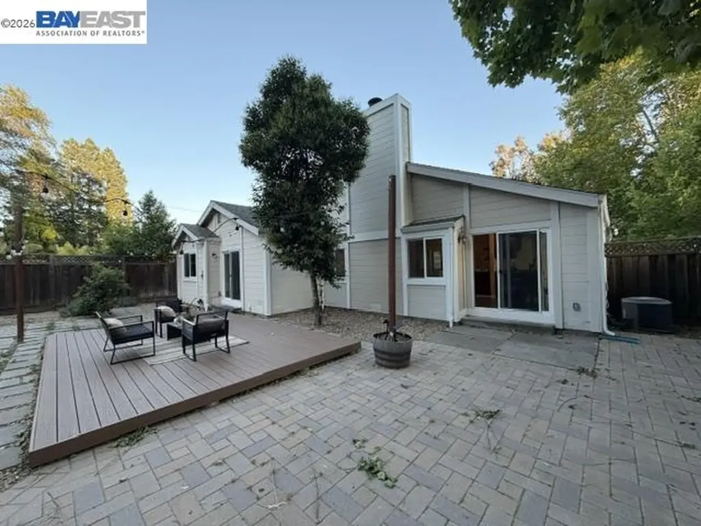 498 Freitas Road Danville CA 94526