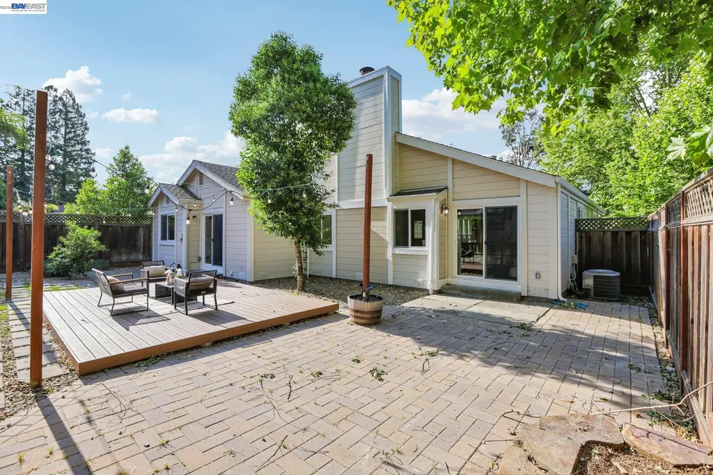 498 Freitas Road Danville CA 94526