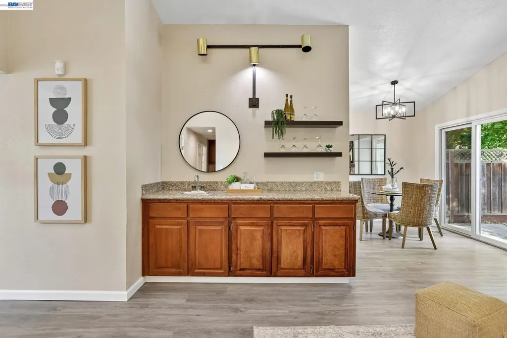 498 Freitas Road Danville CA 94526