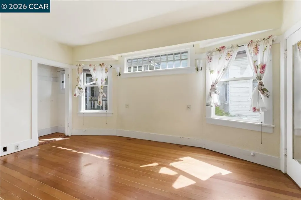 4113 Terrace Street Oakland CA 94611