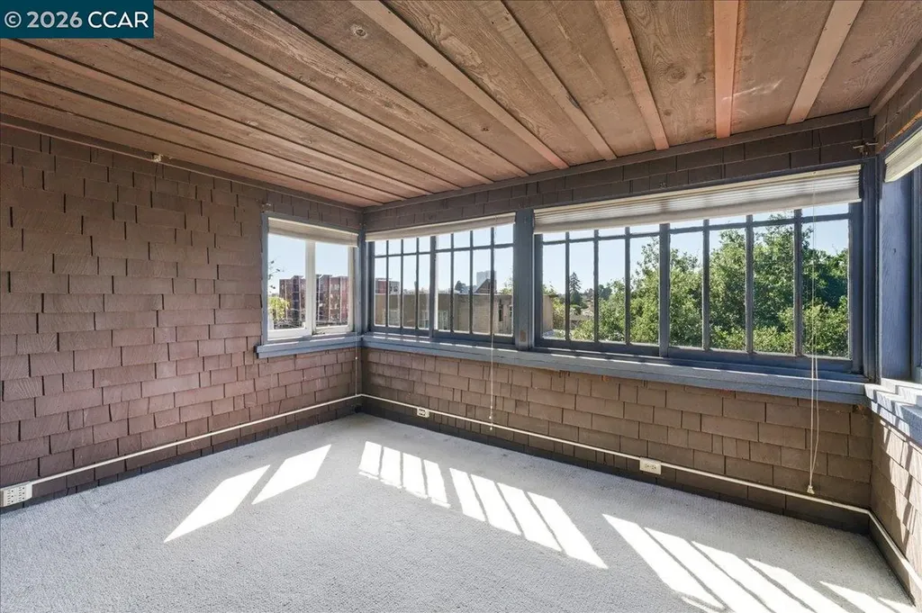 4113 Terrace Street Oakland CA 94611