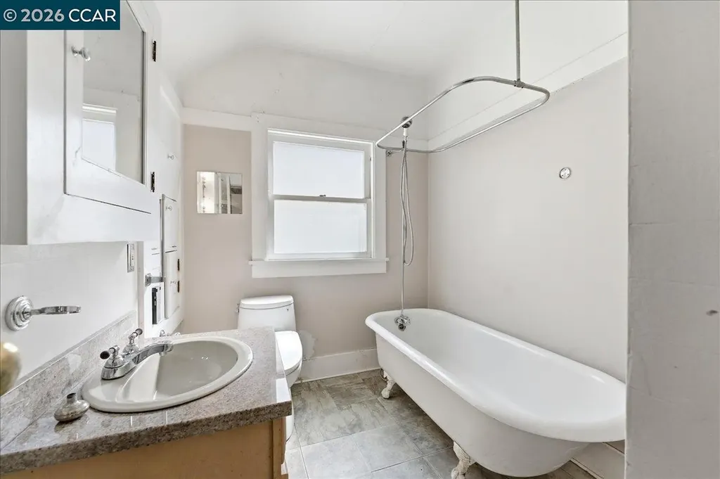 4113 Terrace Street Oakland CA 94611