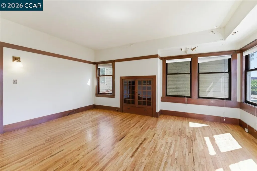 4113 Terrace Street Oakland CA 94611