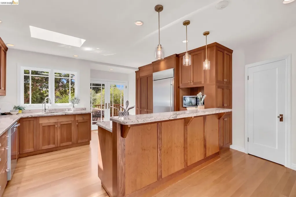 844 Ramona Albany CA 94706