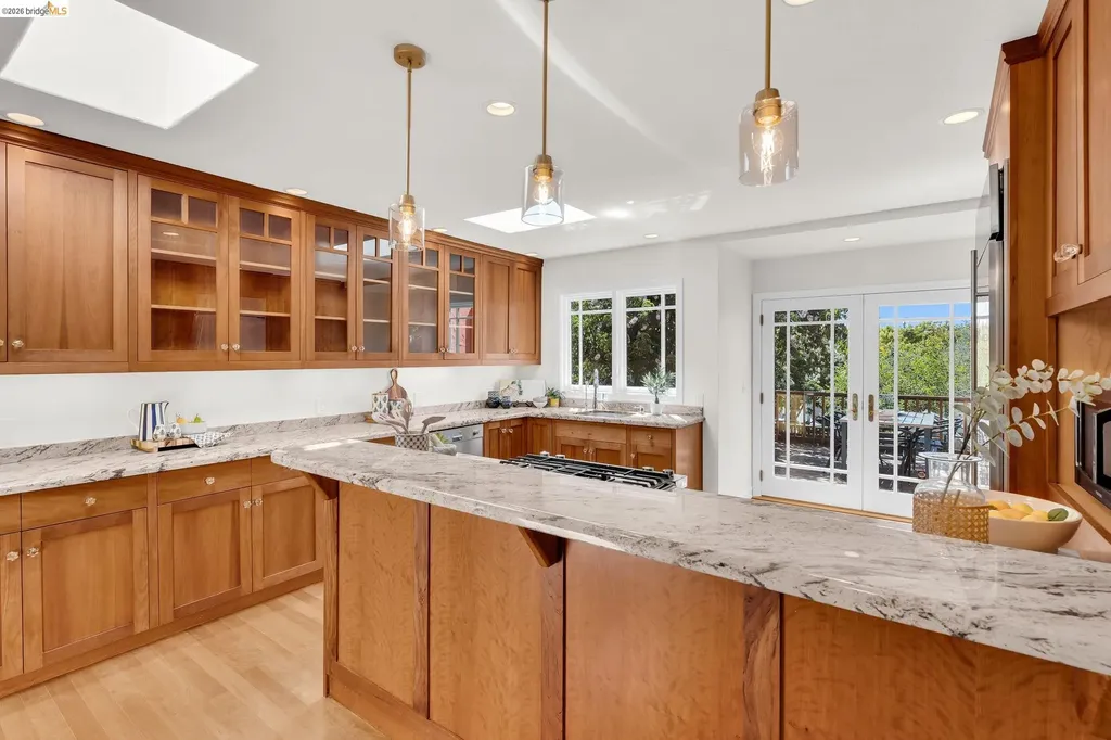 844 Ramona Albany CA 94706