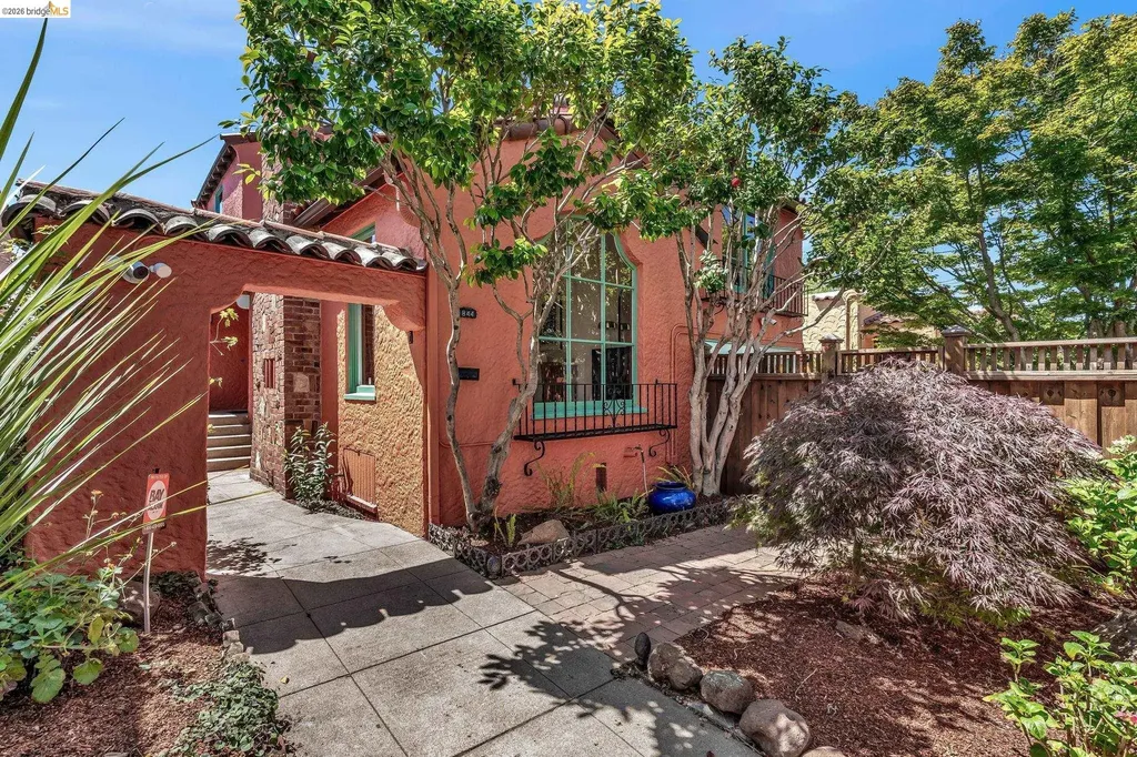 844 Ramona Albany CA 94706