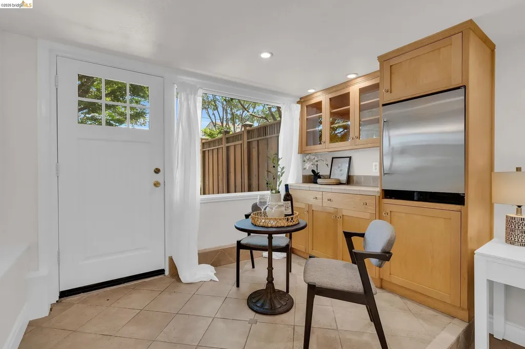 844 Ramona Albany CA 94706