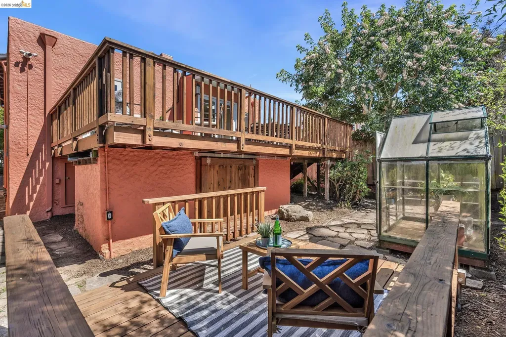 844 Ramona Albany CA 94706