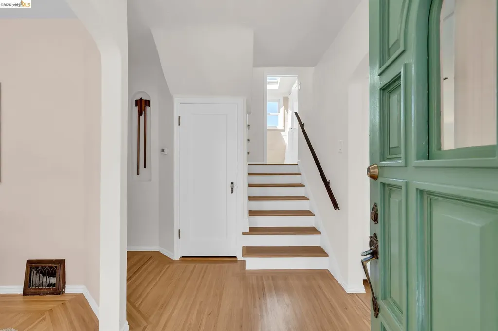 844 Ramona Albany CA 94706