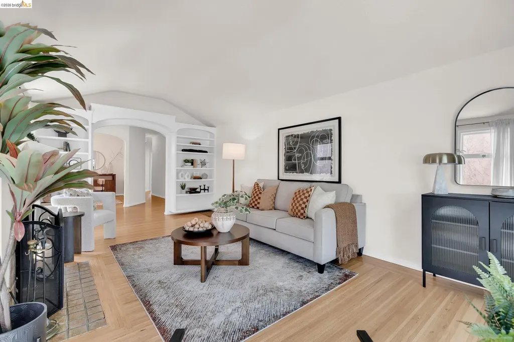 844 Ramona Albany CA 94706