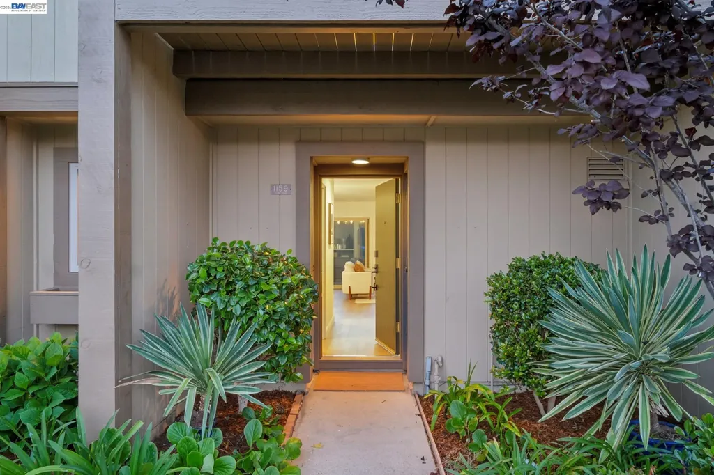 1159 Island Drive Alameda CA 94502