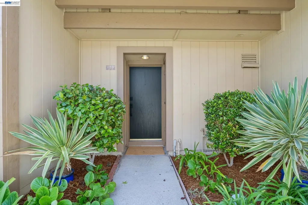 1159 Island Drive Alameda CA 94502