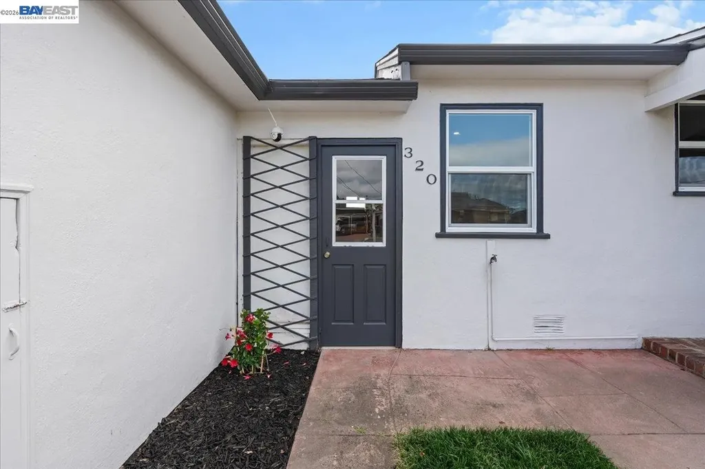 320 Beach Road Alameda CA 94502