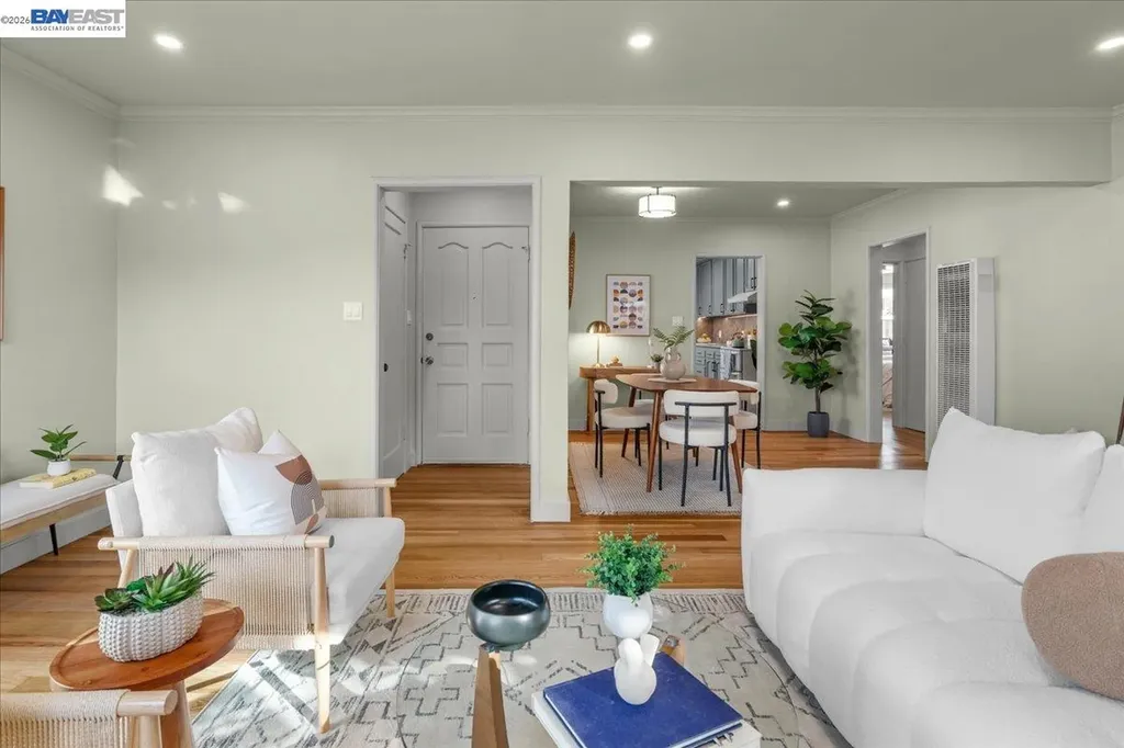320 Beach Road Alameda CA 94502