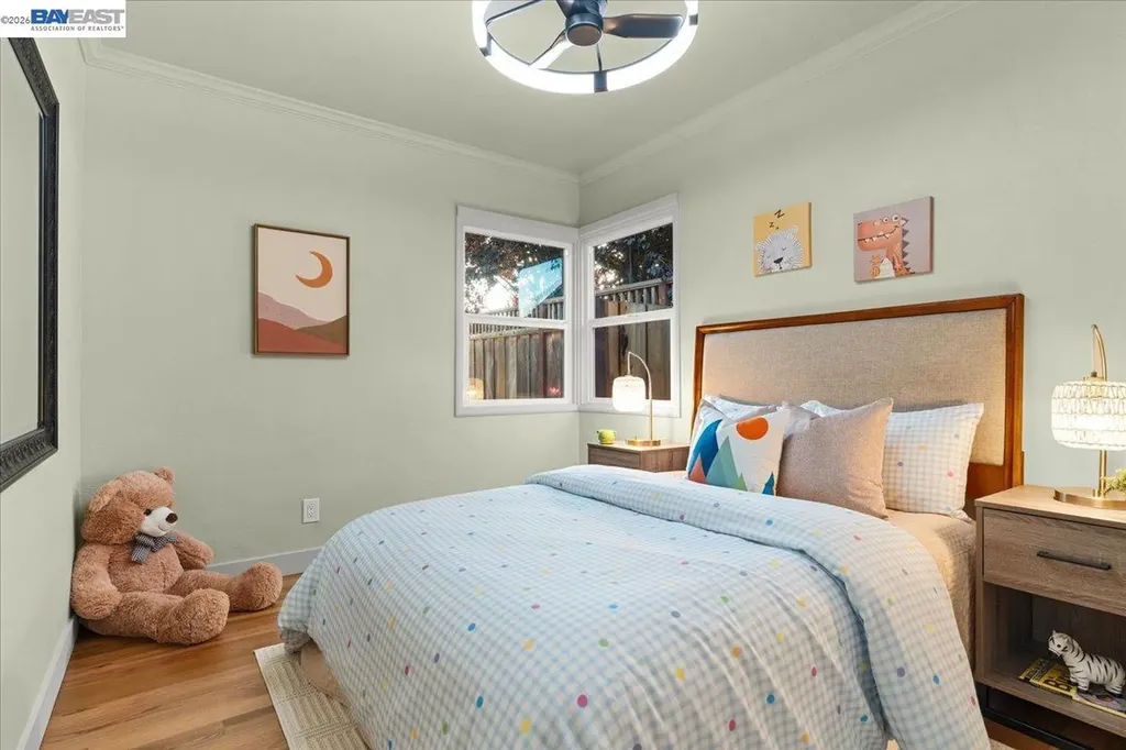 320 Beach Road Alameda CA 94502