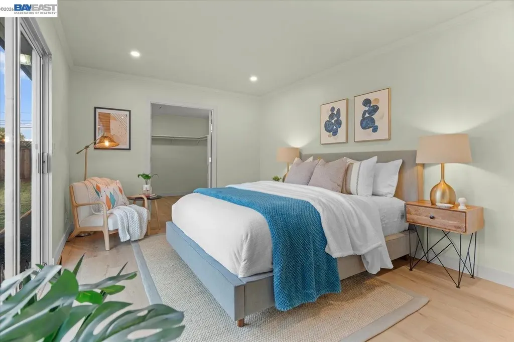 320 Beach Road Alameda CA 94502