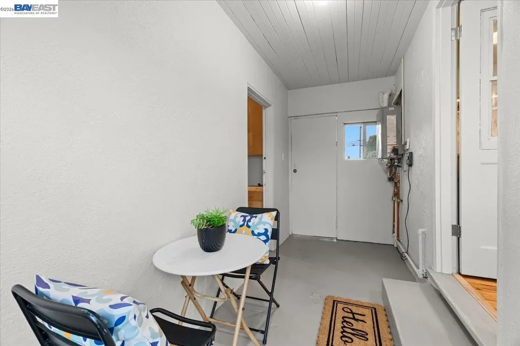 320 Beach Road Alameda CA 94502