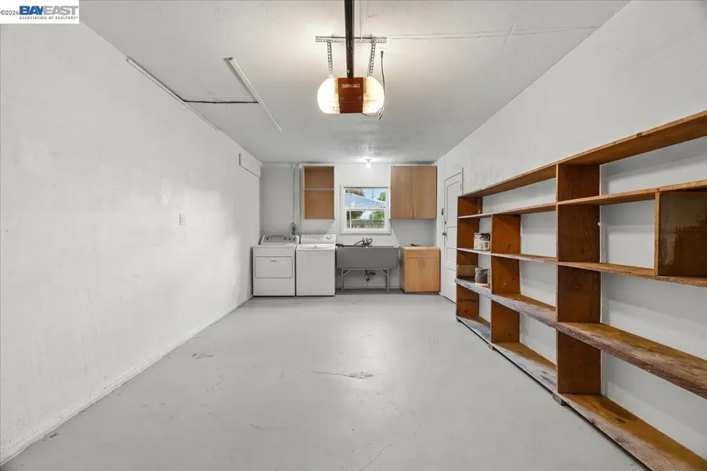 320 Beach Road Alameda CA 94502