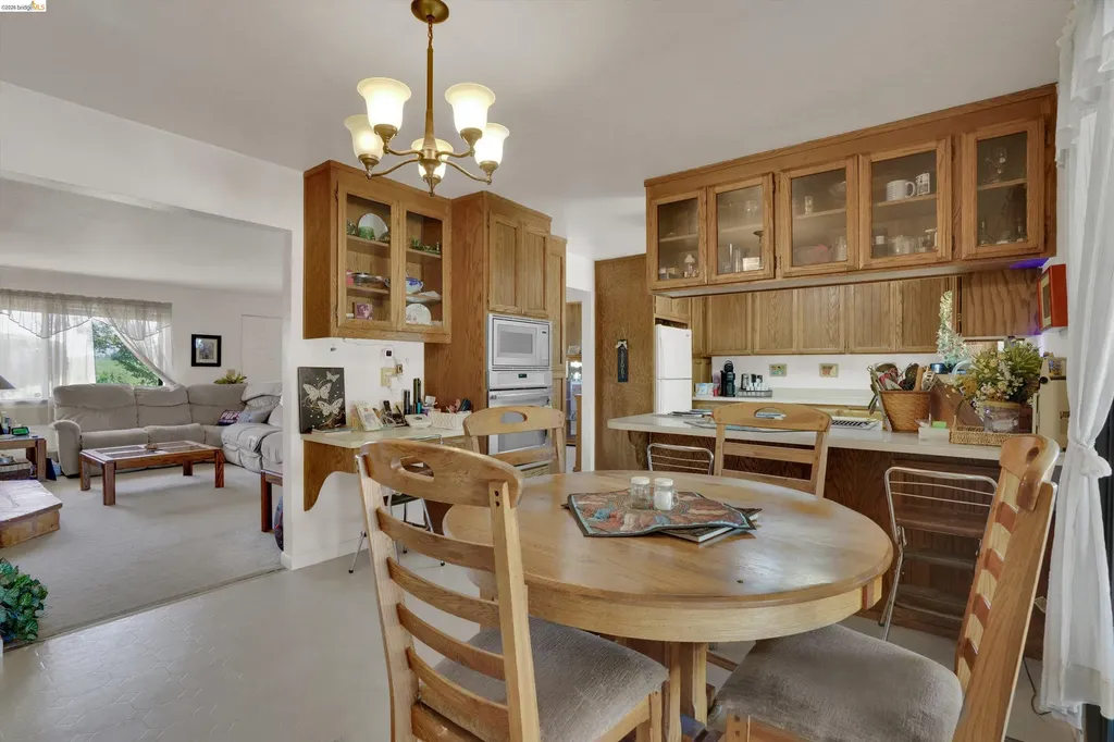 944 Sherman Lane Oakley CA 94561