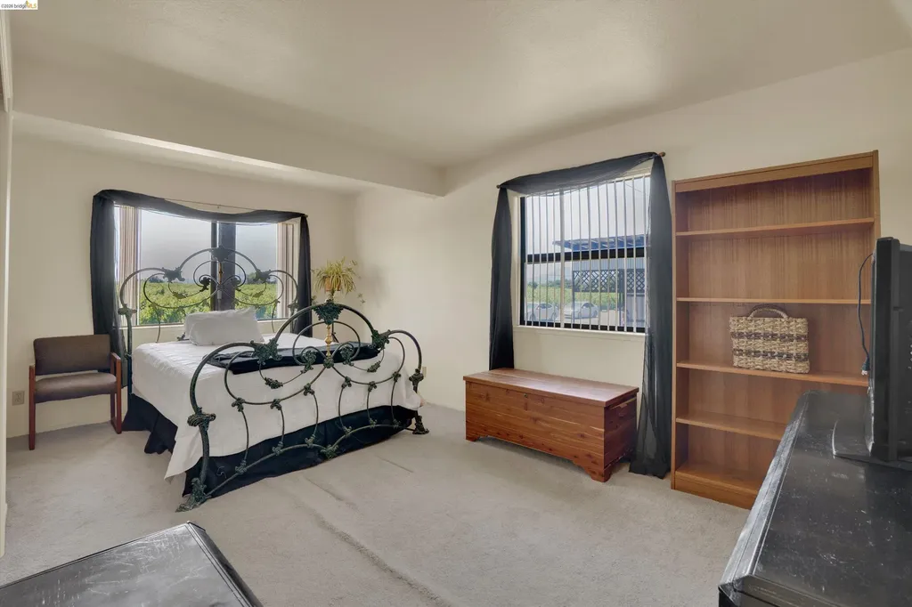 944 Sherman Lane Oakley CA 94561